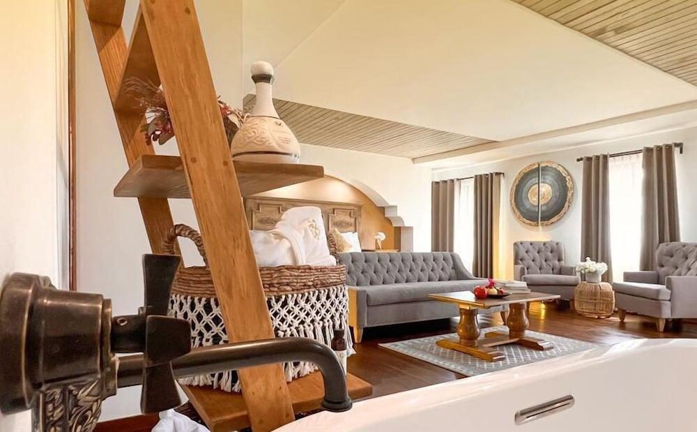 The Essentia Hotel San Miguel سان ميغيل دي الليندي المظهر الخارجي الصورة